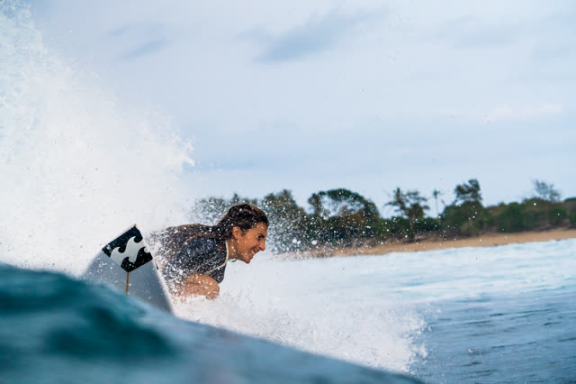 V-Land 12.06 surf photo