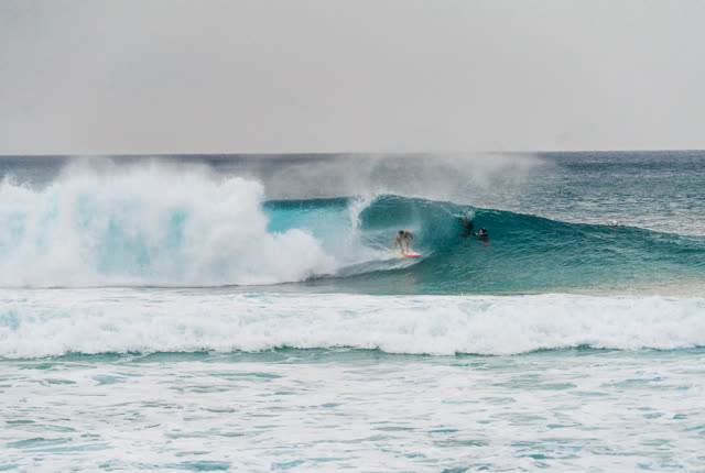 V-Land 12.06 surf photo