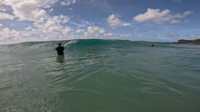 Raw surf clip, 0:07