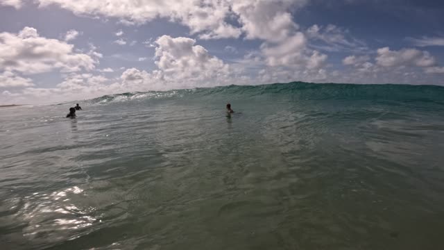 Raw surf clip, 0:07