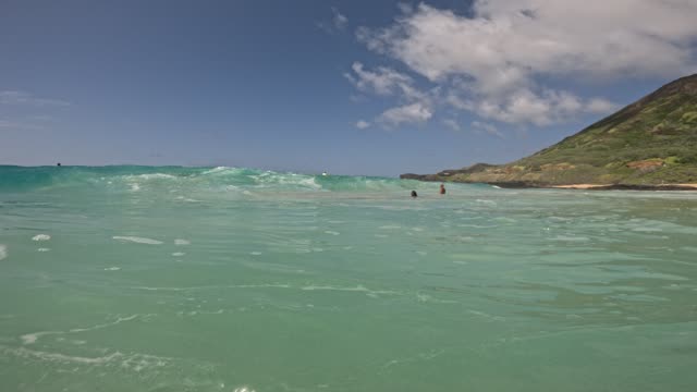Raw surf clip, 0:16