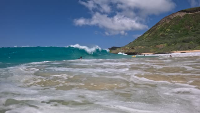 Raw surf clip, 0:11