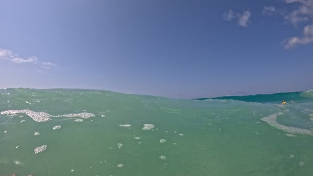 Raw surf clip, 0:23