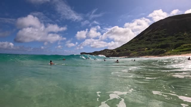 Raw surf clip, 0:09