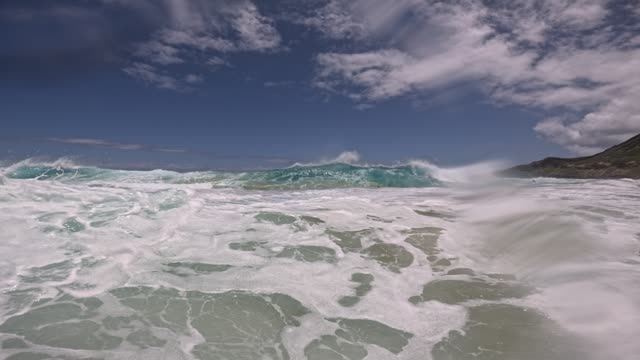 Raw surf clip, 0:05