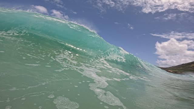 Raw surf clip, 0:10
