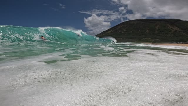 Raw surf clip, 0:07