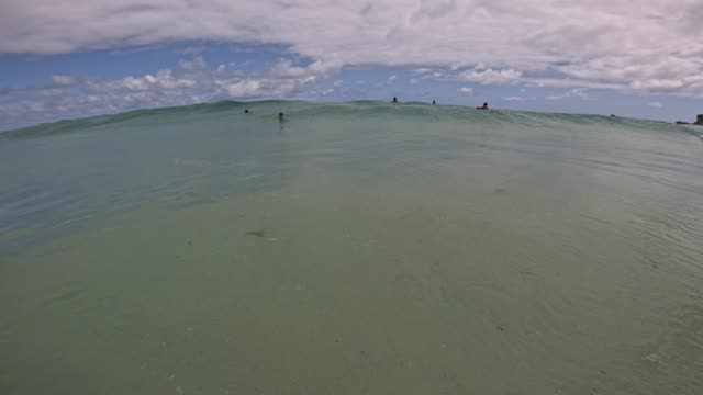 Raw surf clip, 0:11