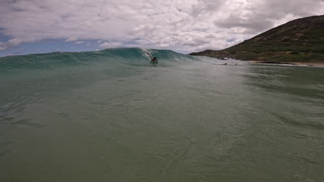 Raw surf clip, 0:11