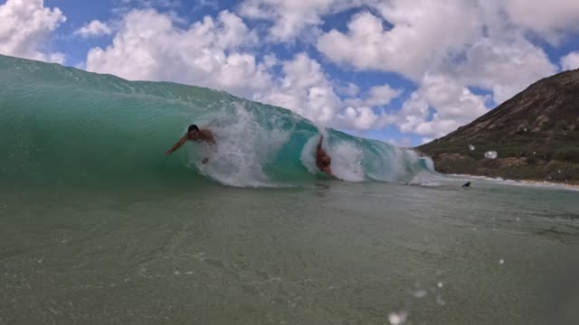 Raw surf clip, 0:21