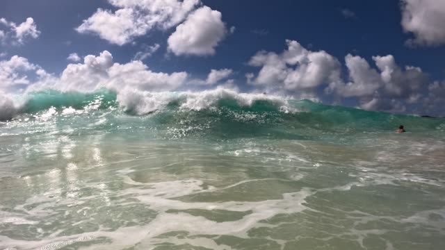 Raw surf clip, 0:07