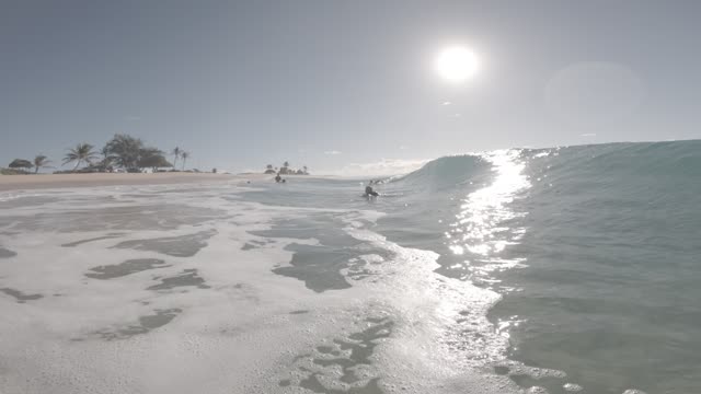 Raw surf clip, 0:08