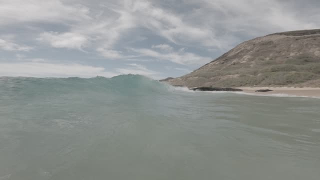 Raw surf clip, 0:03