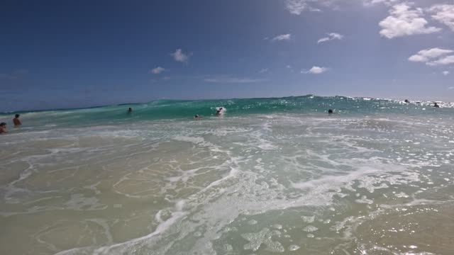 Raw surf clip, 0:06