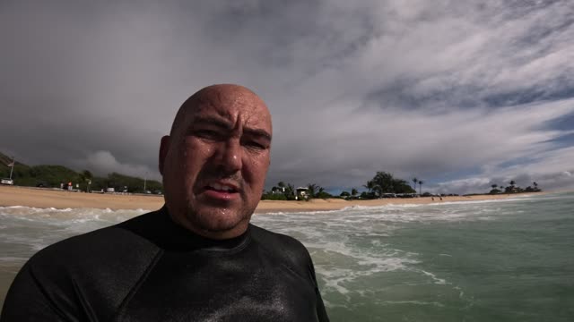 Raw surf clip, 0:09