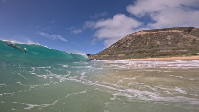 Raw surf clip, 0:13