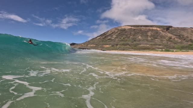 Raw surf clip, 0:05