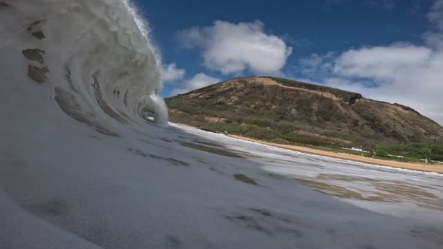 Raw surf clip, 0:06