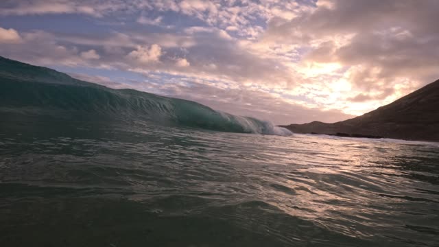 Raw surf clip, 0:05