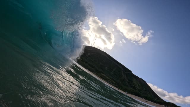 Raw surf clip, 0:07
