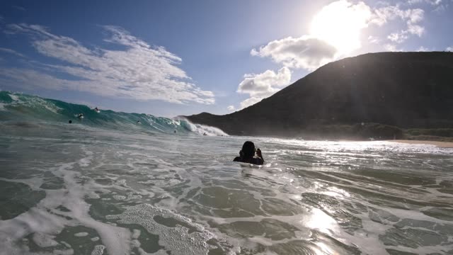 Raw surf clip, 0:05
