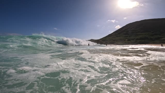 Raw surf clip, 0:05