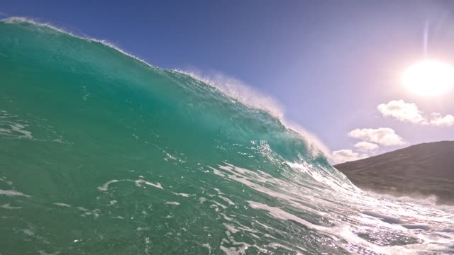 Raw surf clip, 0:04