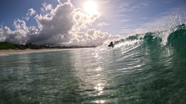 Raw surf clip, 0:05