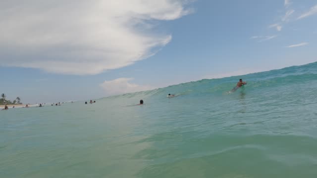 Raw surf clip, 0:07