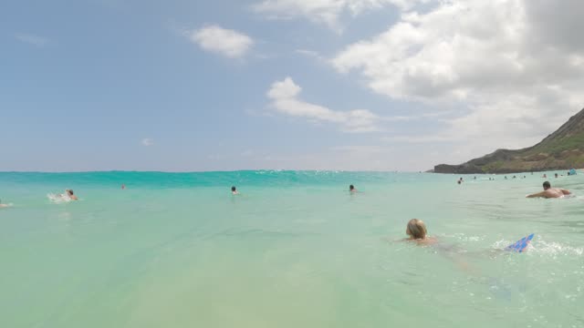Raw surf clip, 0:10