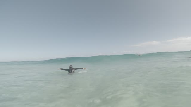 Raw surf clip, 0:09