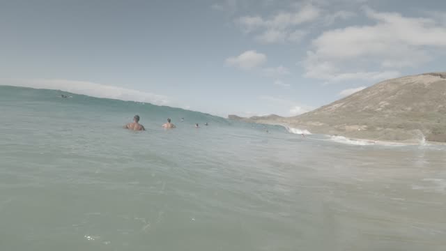 Raw surf clip, 0:08