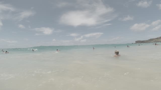 Raw surf clip, 0:17