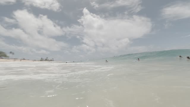 Raw surf clip, 0:18