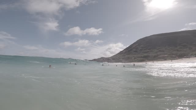 Raw surf clip, 0:08