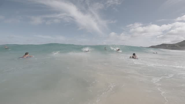 Raw surf clip, 0:20