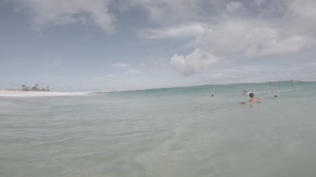 Raw surf clip, 0:08
