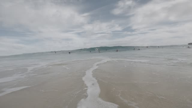Raw surf clip, 0:12