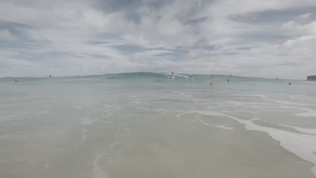 Raw surf clip, 0:08