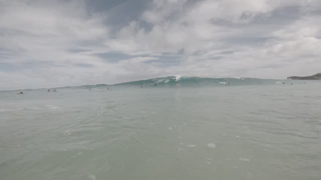 Raw surf clip, 0:36