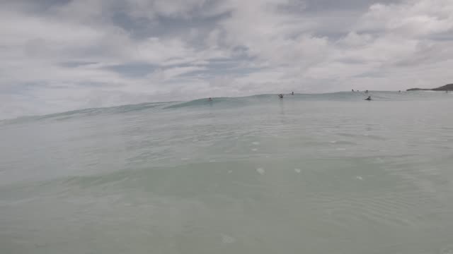 Raw surf clip, 0:08