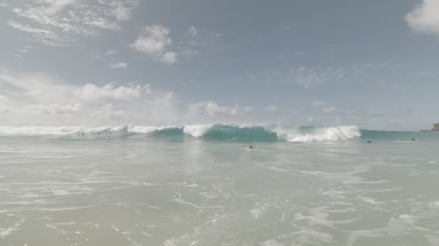 Raw surf clip, 0:20