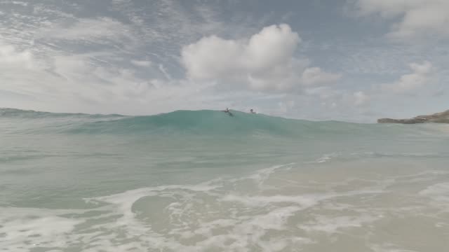Raw surf clip, 0:07