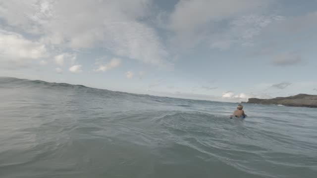 Raw surf clip, 0:10