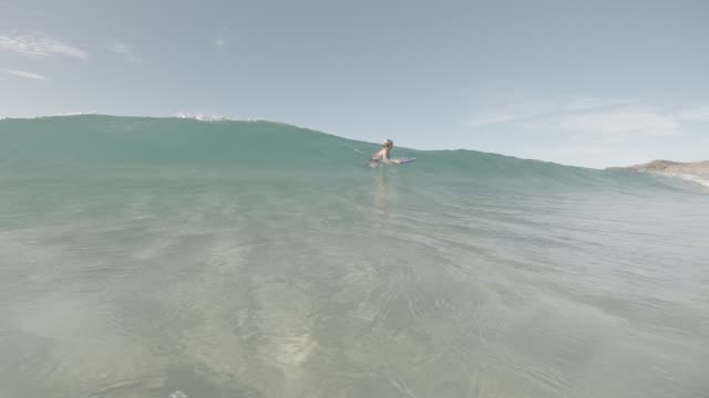 Raw surf clip, 0:05