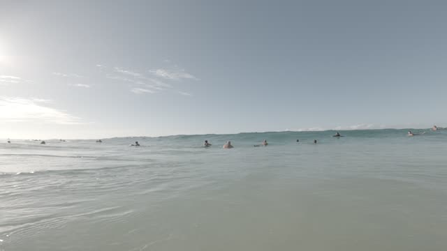 Raw surf clip, 0:08
