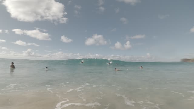 Raw surf clip, 0:07