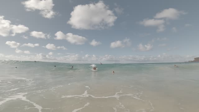Raw surf clip, 0:04