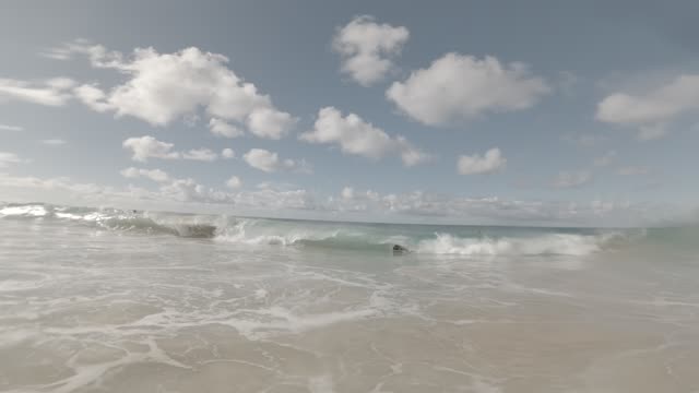 Raw surf clip, 0:03