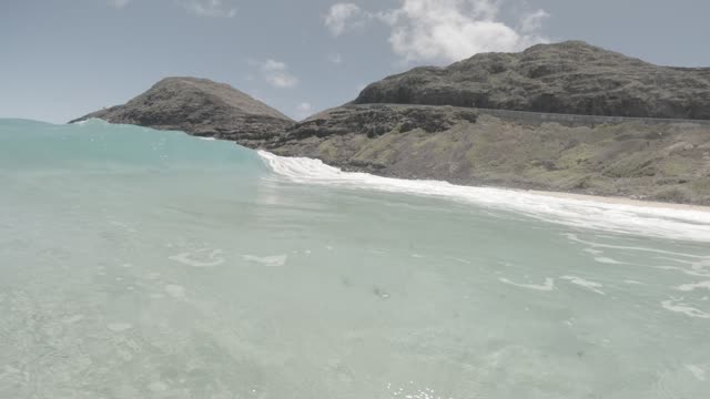Raw surf clip, 0:05